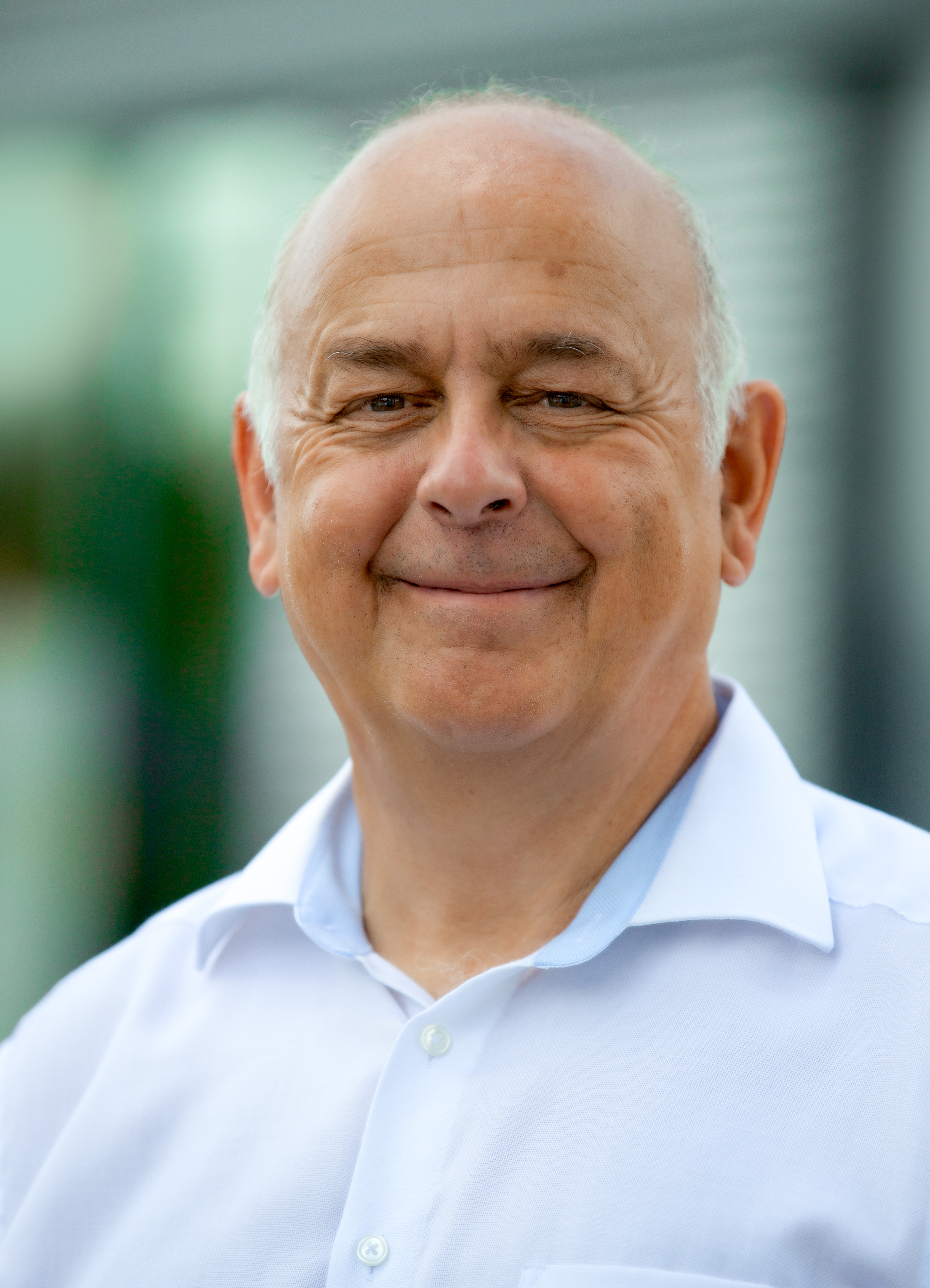 Wolfgang Wiedemann - Responsable du support applicatif et commercial Wolfgang Wiedemann - Responsable du support applicatif et commercial